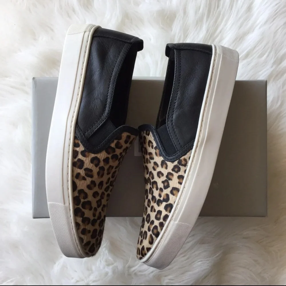 FLEXX Leopard Slip On Sneaker